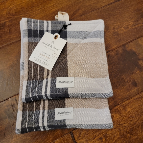 Last day! Hearth and Hand Pot Holder Set Fall Plaid Cream Woven Almond Target 23 - Picture 2 of 10